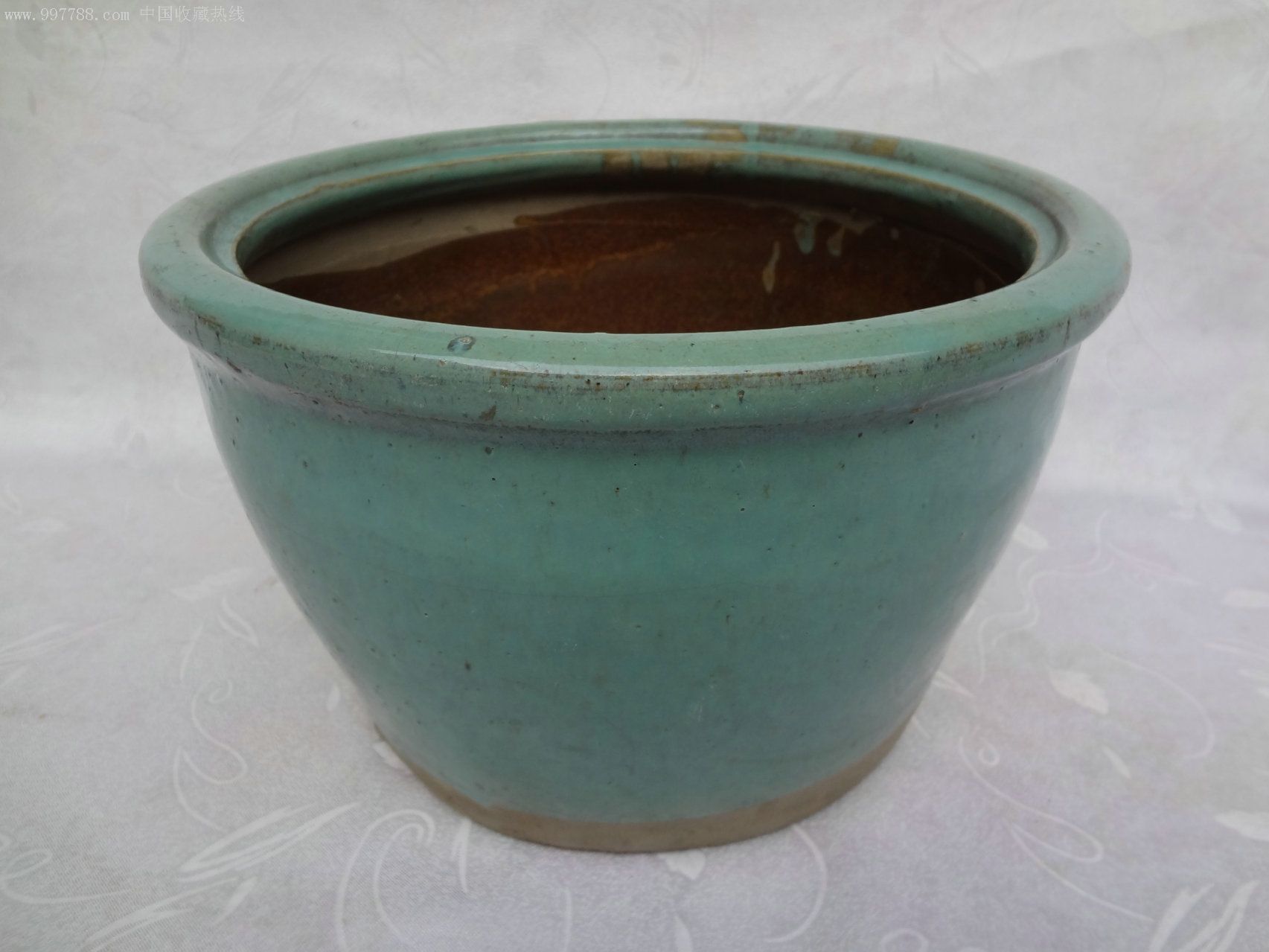 清早期紫砂绿釉小缸,豆青釉,器型规整,釉色漂亮,内外施釉