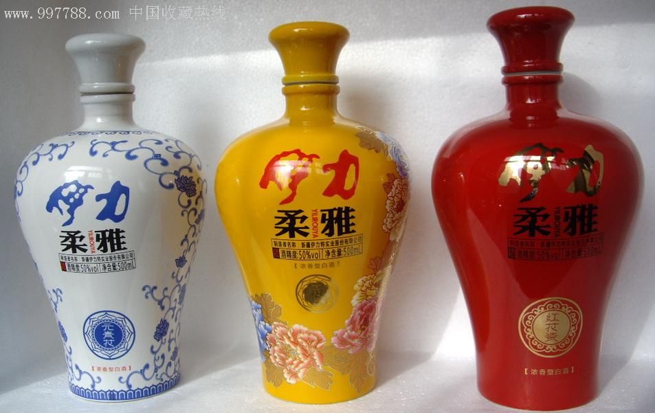 新疆49"伊力柔雅"系列:青花瓷,国花瓷,红花瓷3全