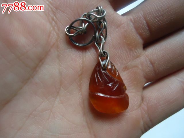 清代琥珀挂件