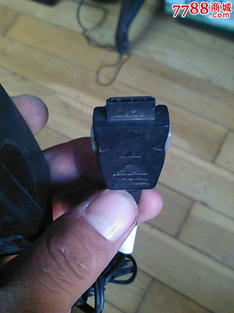 飞利浦手机充电器