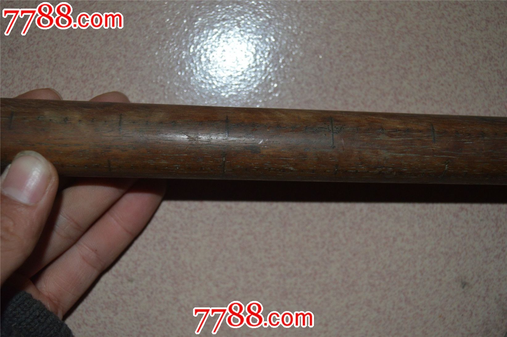 又一杆楠木老秤