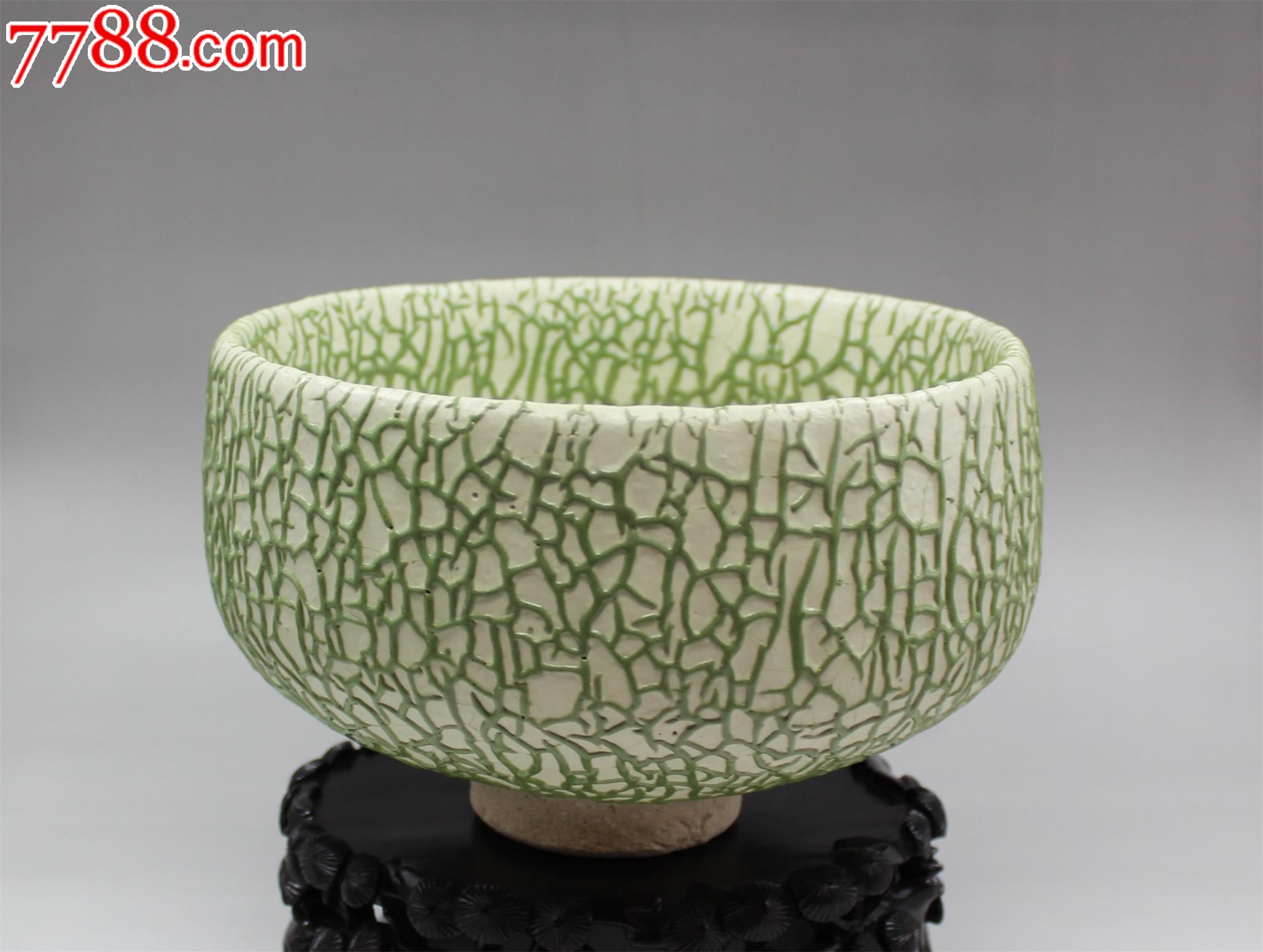 刑良坤立体开片茶道碗中号绿开片19