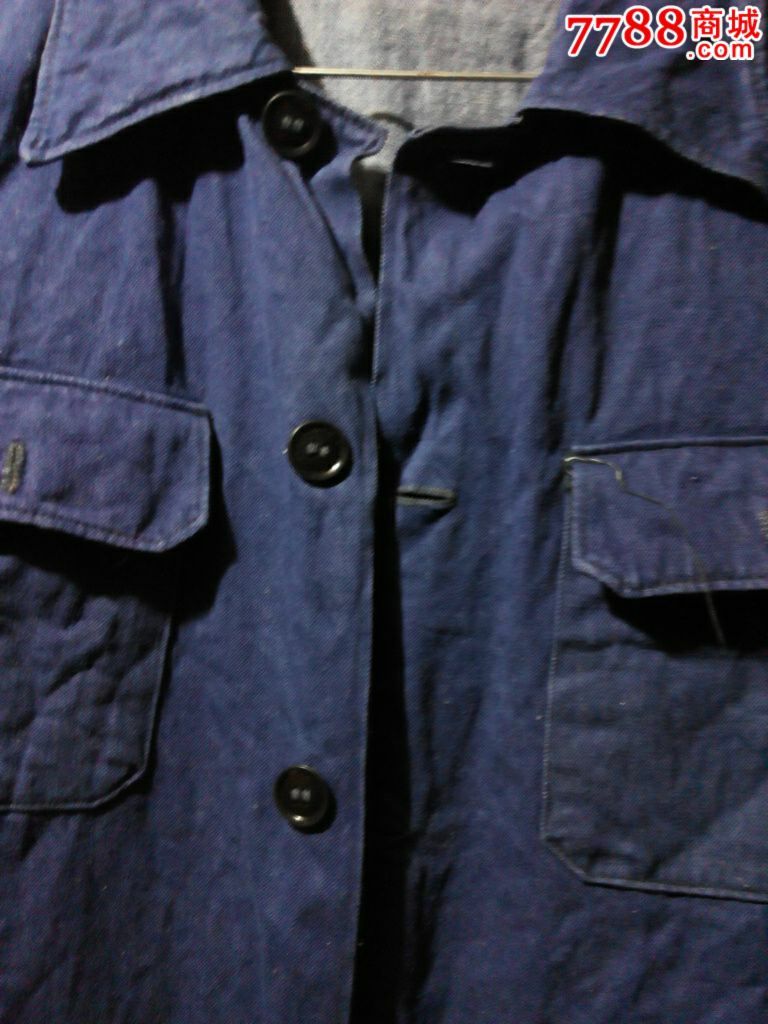 劳动布老工作服老人曾经穿过的