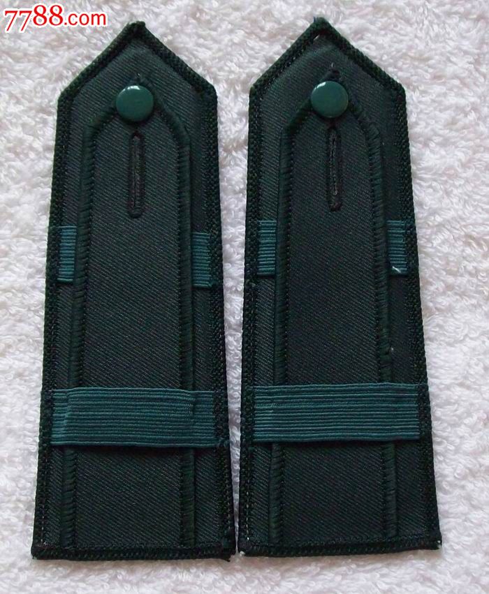 台湾陆军二等士官长肩章