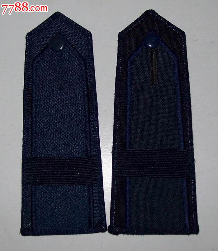 台湾空军军便服上士肩章