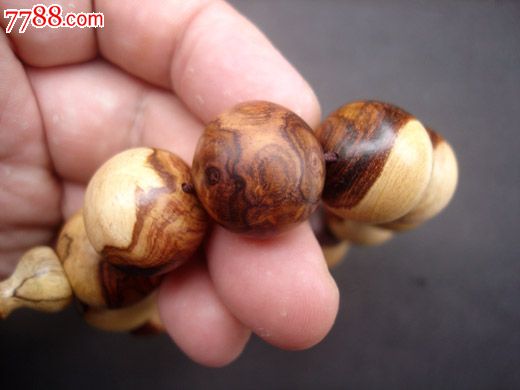 海南黄花梨佛珠白皮鬼眼手串20mm罕有纹理全鬼脸鬼眼