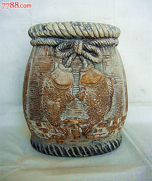 鱼纹陶罐