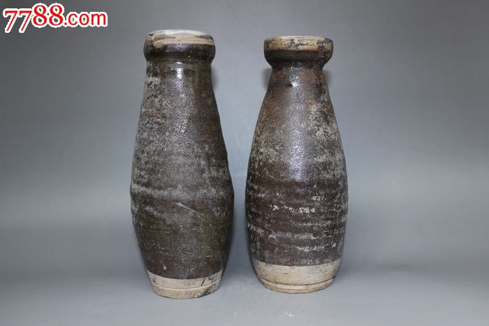 金代一对老窑鸡腿瓶