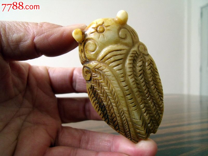 老玉雕玉蝉牛鼻孔吊坠