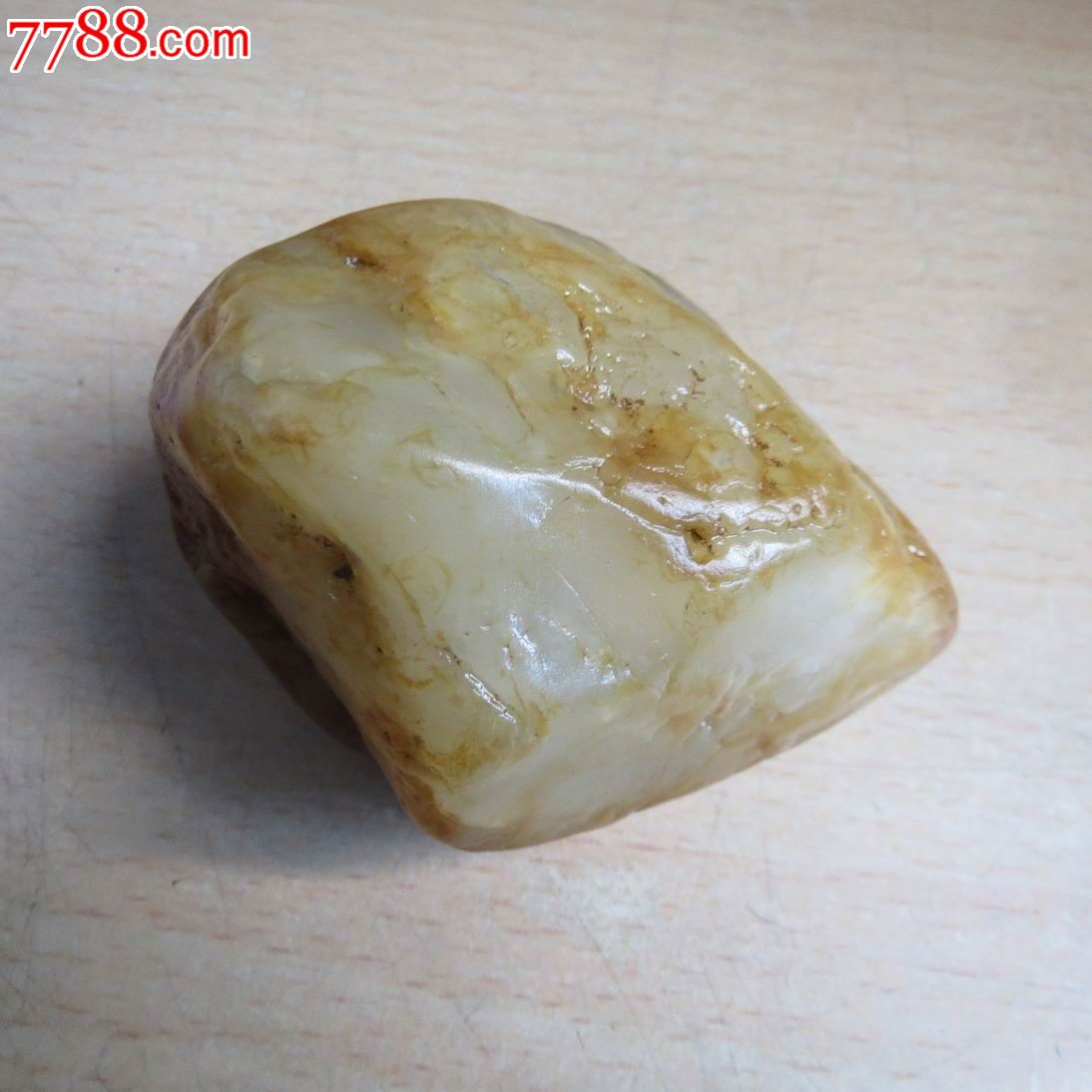 青白色黄龙玉原石