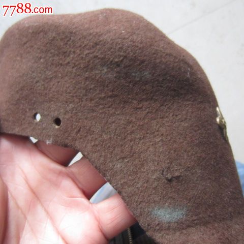 满洲国带帽徽的汉奸泥子帽