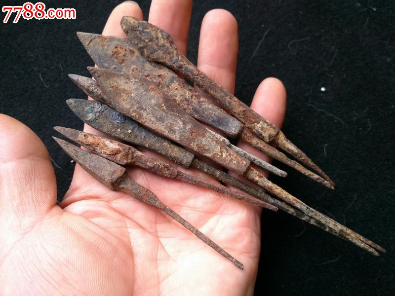 出土的元明铁箭头8根【一口价】0