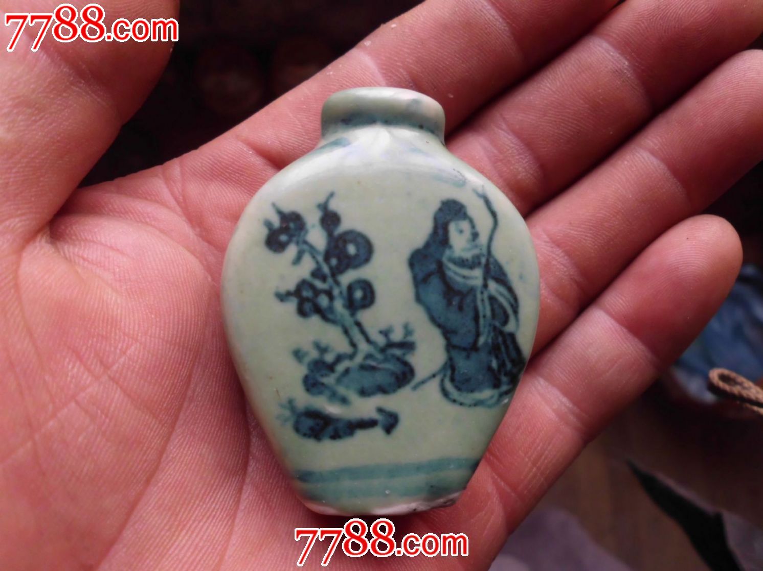 明代青花小药瓶