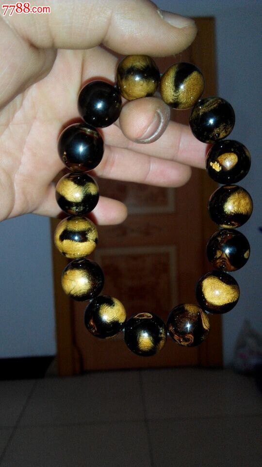 海柳极品~~赤柳手串1.