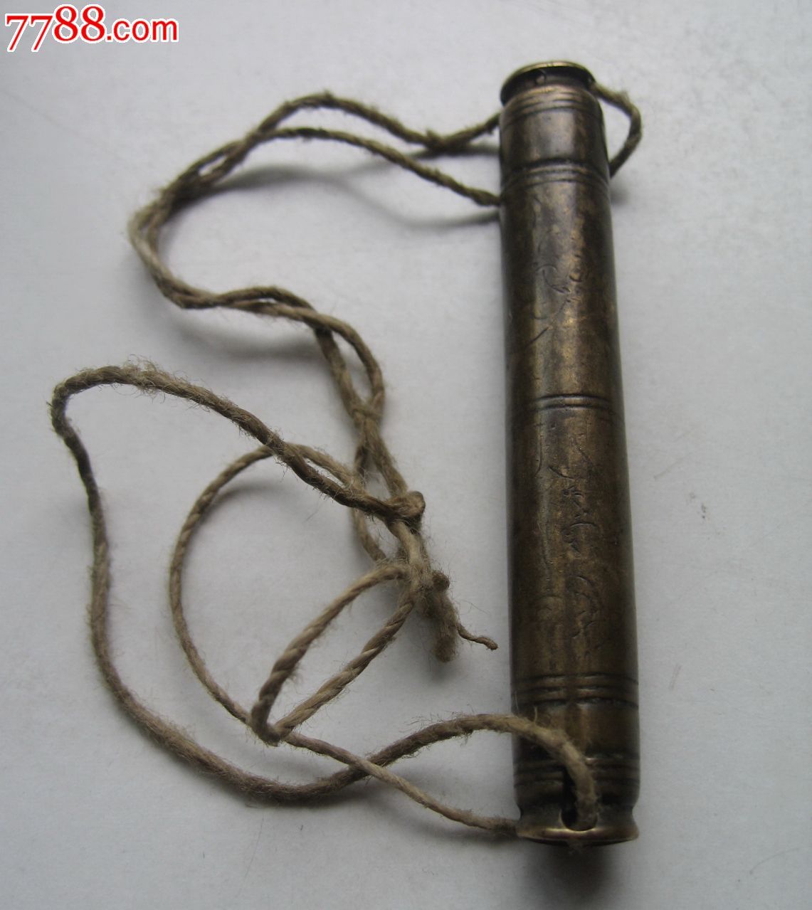 清代刻花铜针筒