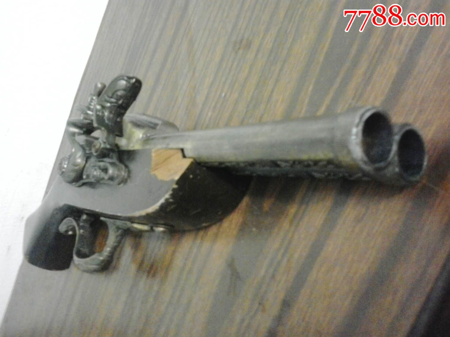 仿老式左轮枪打火机充气