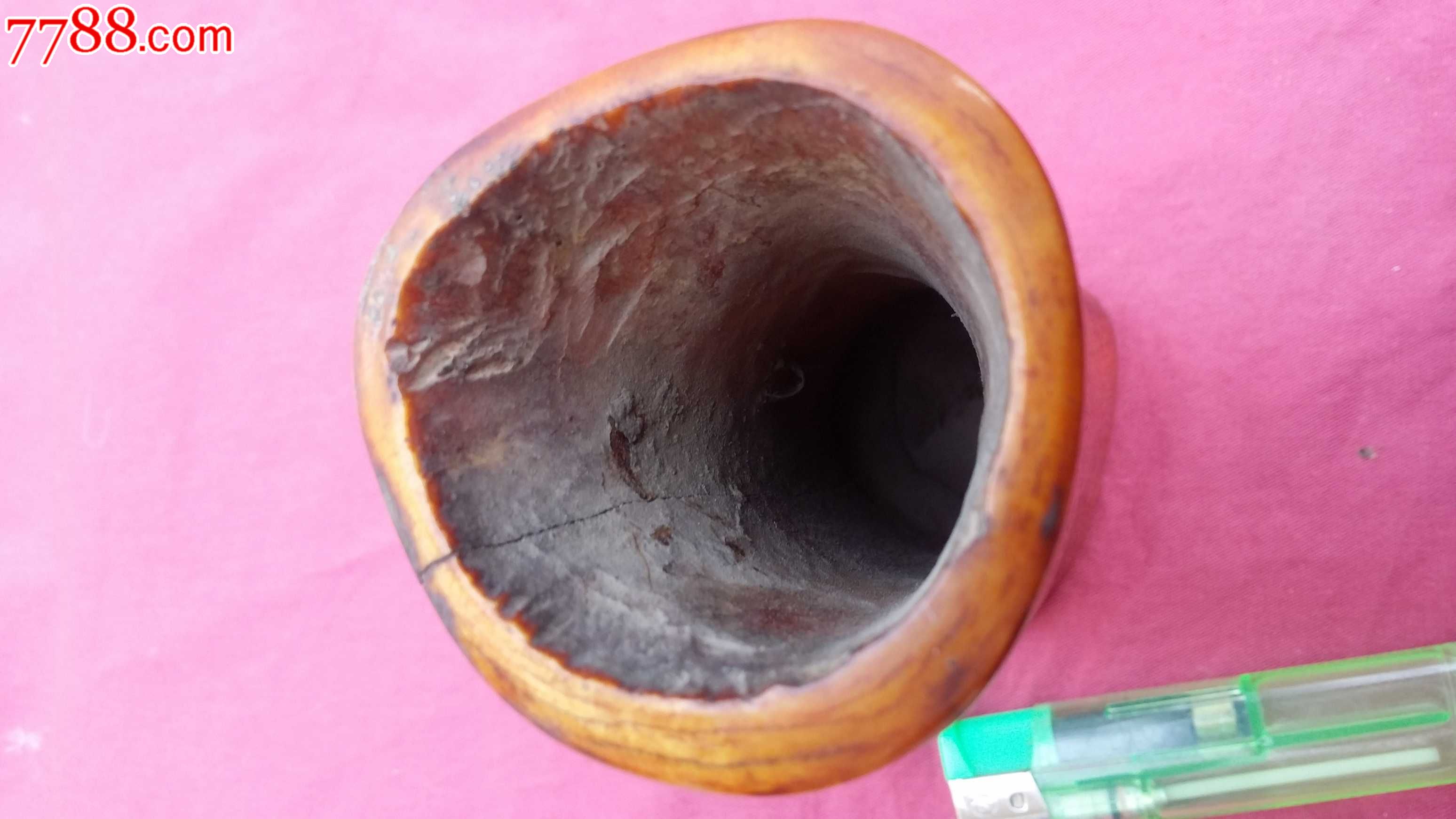 乡下收来的犀牛骨笔筒