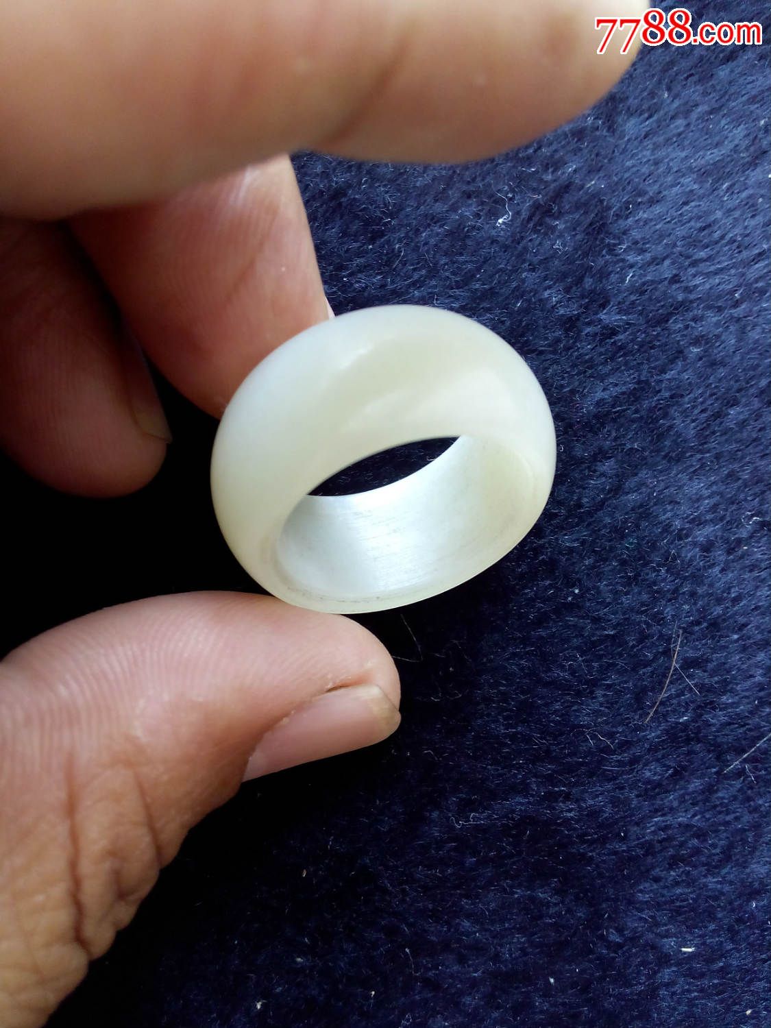 清代和田玉戒指