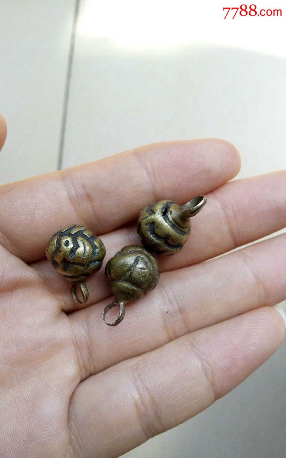 民国铜扣带图案三枚老铜扣子怀旧古典服饰纽扣铜扣老物件杂项