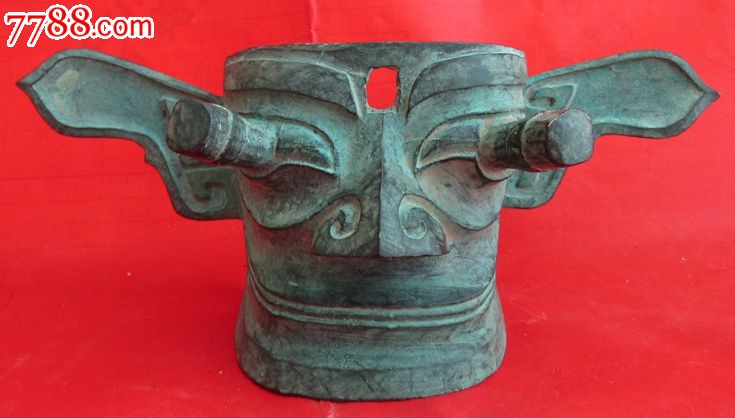 三星堆青铜器工艺品摆件(青铜纵目人面像)