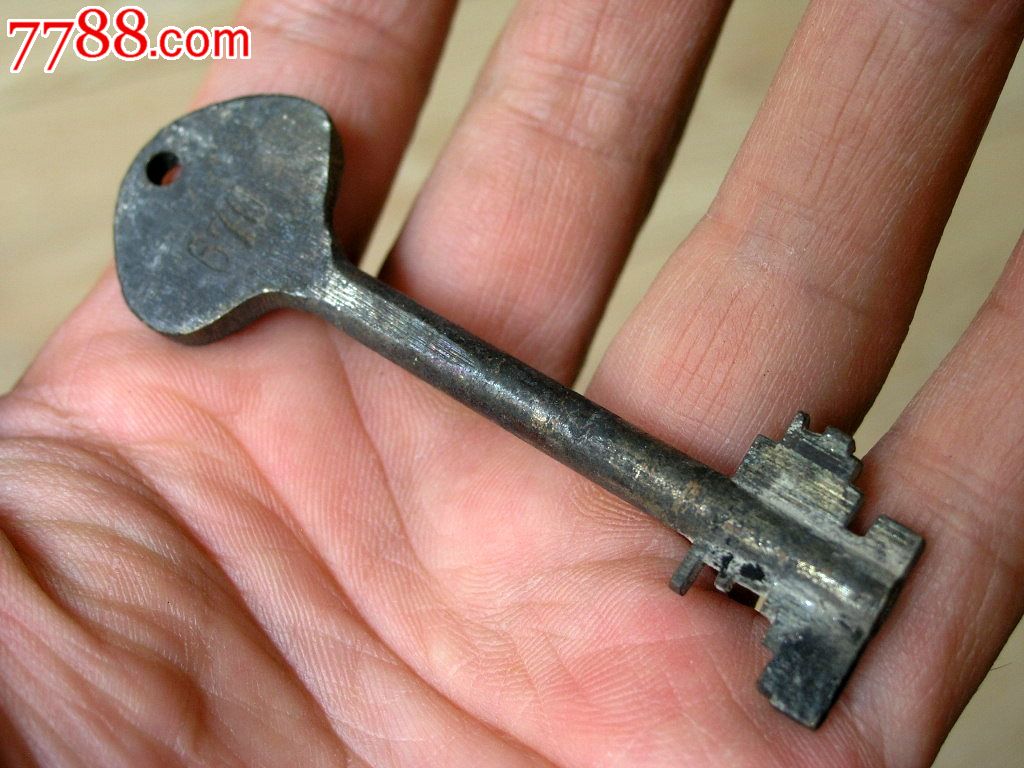 藏锁必备150614-边疆早期怀旧老式双面齿铜钥匙7.2cm怀旧挂饰