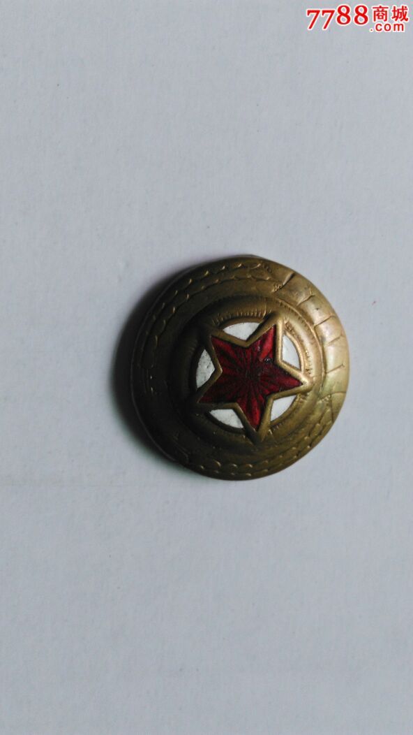 抗美援朝时期的帽徽