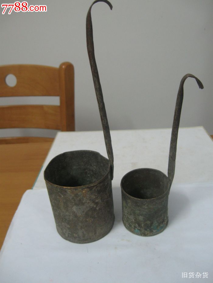 2个铜量器