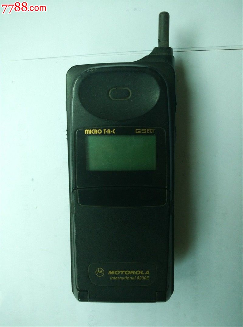 摩托罗拉8200,有充电器,卡