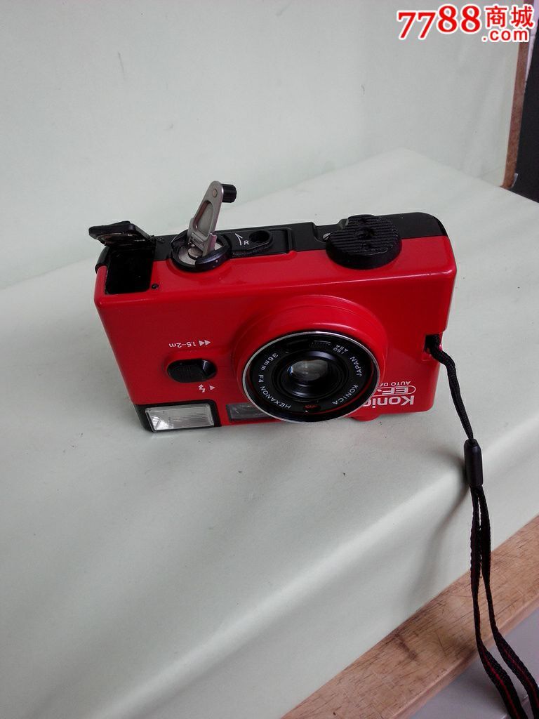 少见红色柯尼卡efj旁轴相机