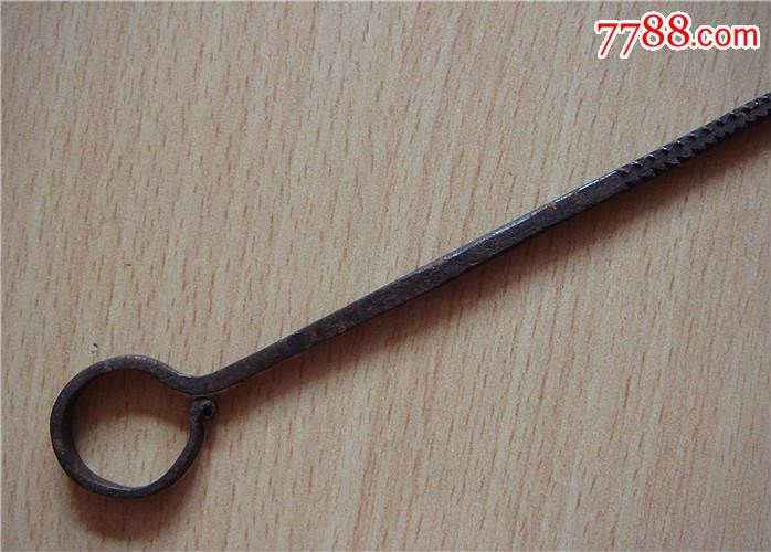 清代手工打制超长铁锥子
