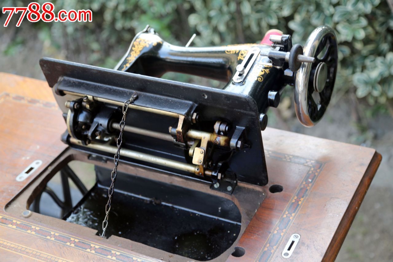arcona脚踏缝纫机带机身盖9品-se31722013-7788收藏__中国收藏热线