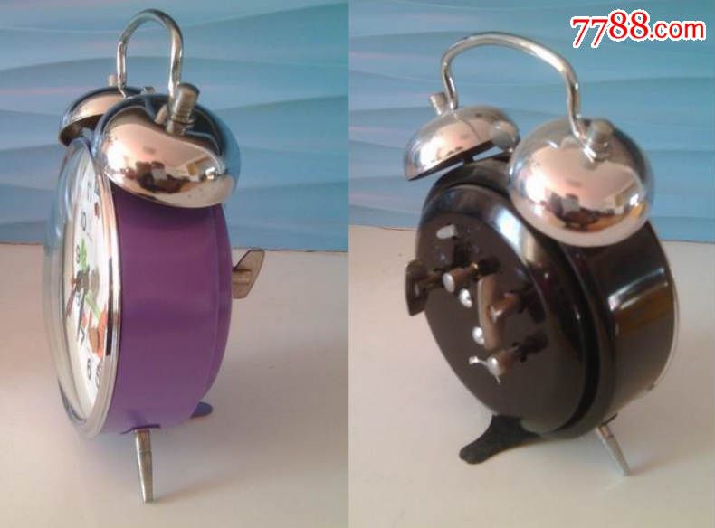 【库存】全新纯机械上发条小鸡吃米闹钟