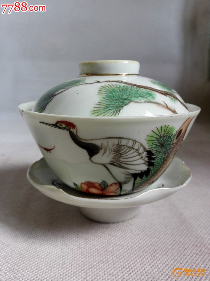 民国杨青山作浅绛彩松鹤延年纹盖碗三件套