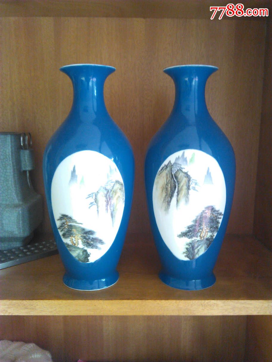 80年代彩绘花瓶一对中国博山全品
