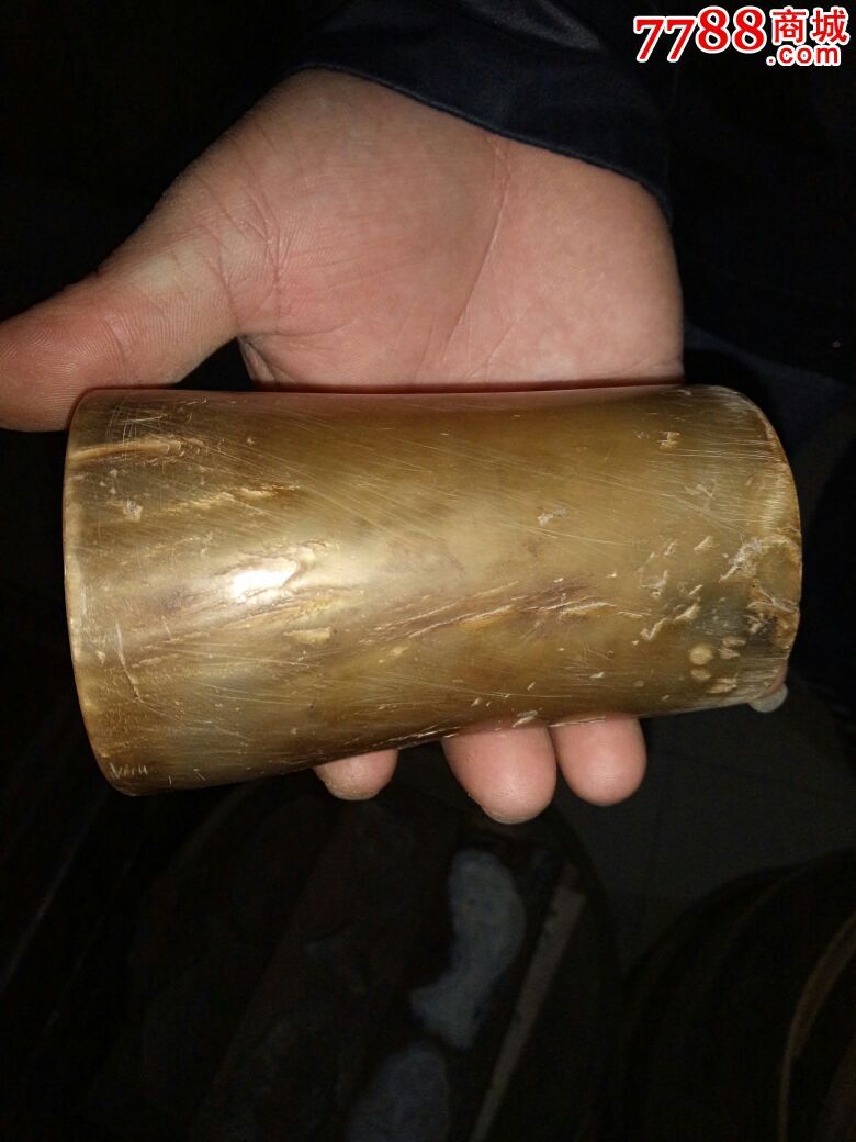 清代牛角笔筒
