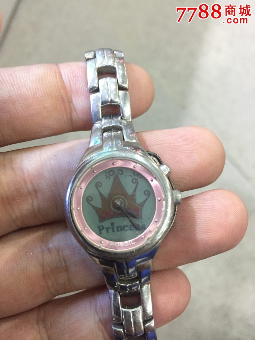 石英表,电子表,fossil