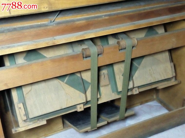 北京乐器总厂脚踏风琴