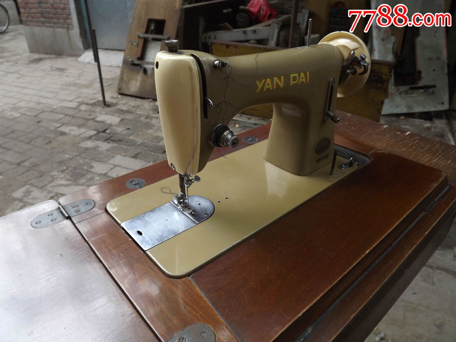 老北京燕牌缝纫机【本网站孤品】