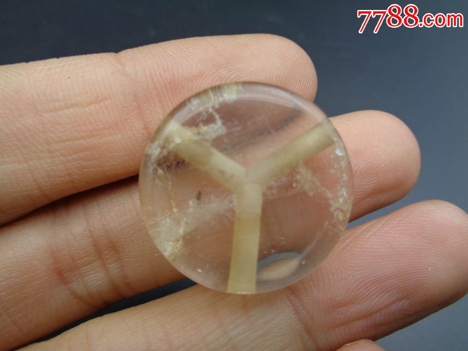 出土的高古三通水晶壁