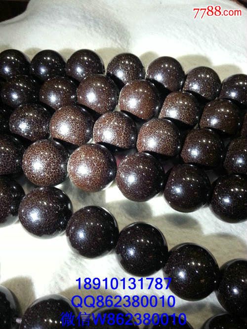 寺庙里传世下来的老琥珀翳珀带满纹冰裂纹108颗佛珠,直径1.9公分