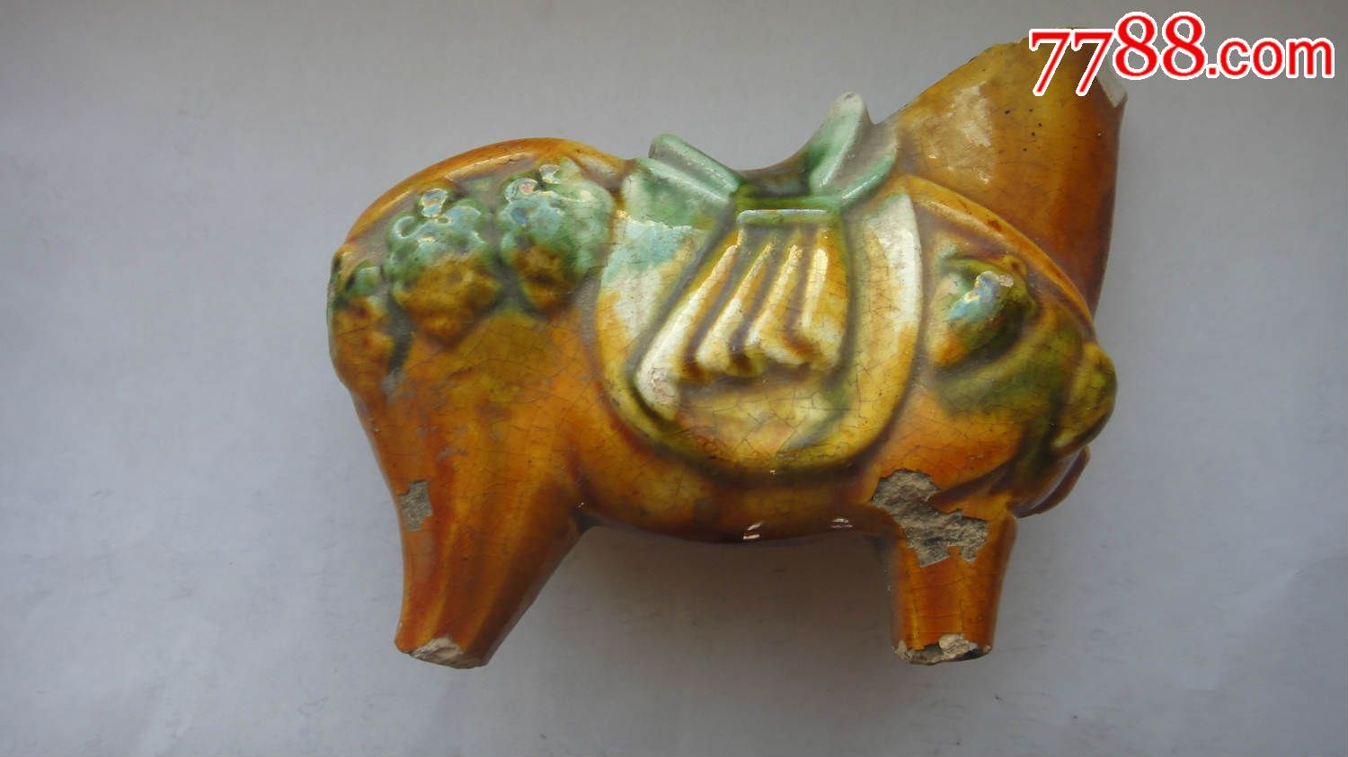 辽三彩小马残件