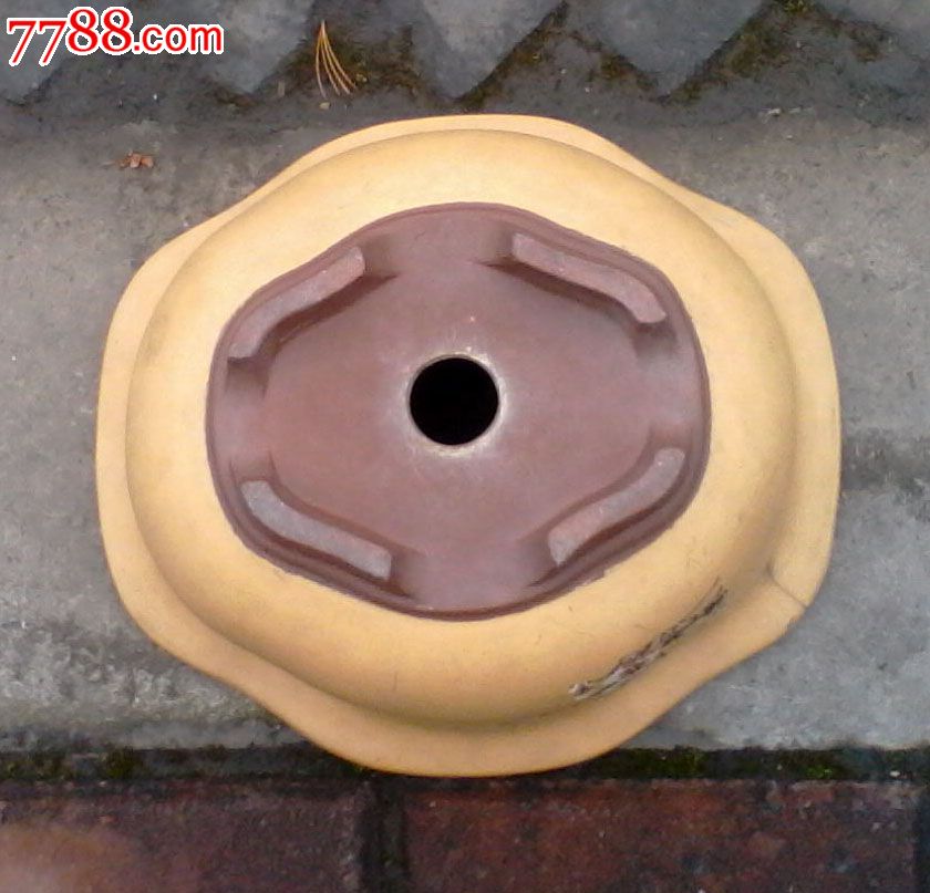 老紫砂花盆-己未年刻粉段海棠盆,行书 鹊梅图刻绘,底部"逸芬"款(货号a