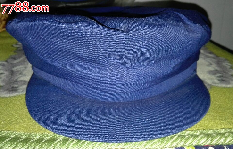 蓝色迪卡解放帽