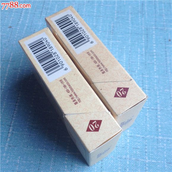 黄鹤楼-雪之景-2个不一样合卖,一个有中国结一个无中国结