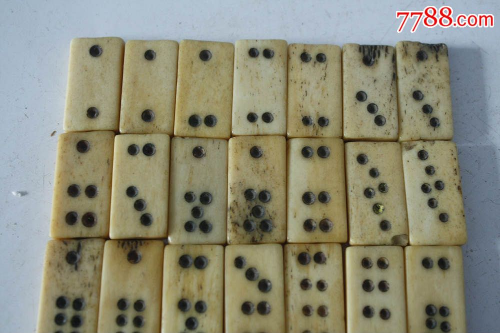 袖珍骨制牌九一幅