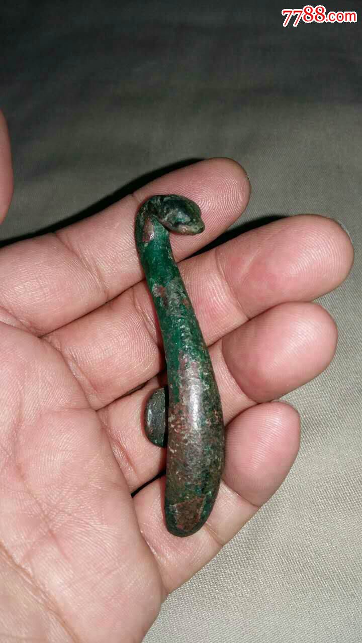 青铜带钩