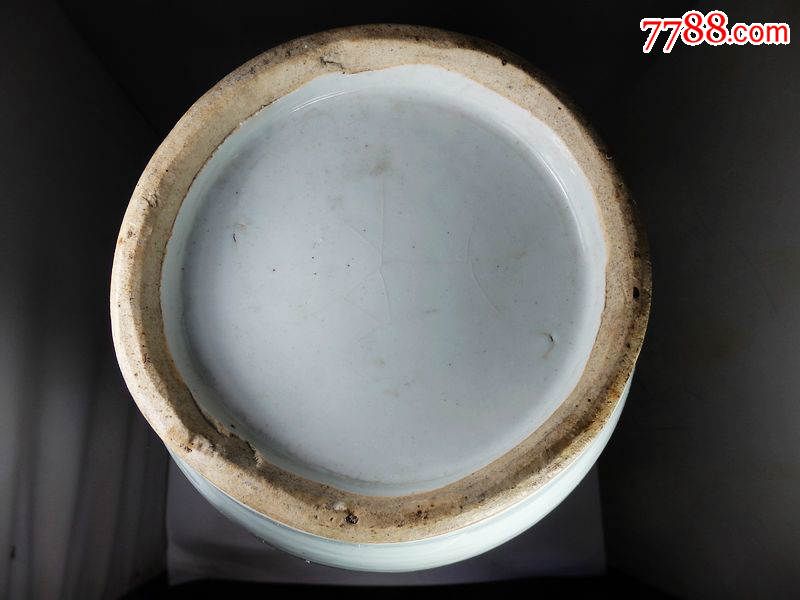 民国大号群益画馆侍女人物绘画赏瓶