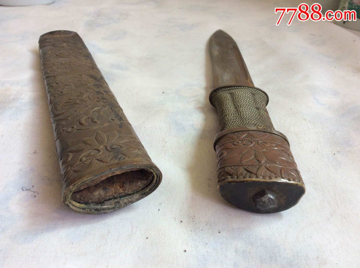 少数民族青龙老刀