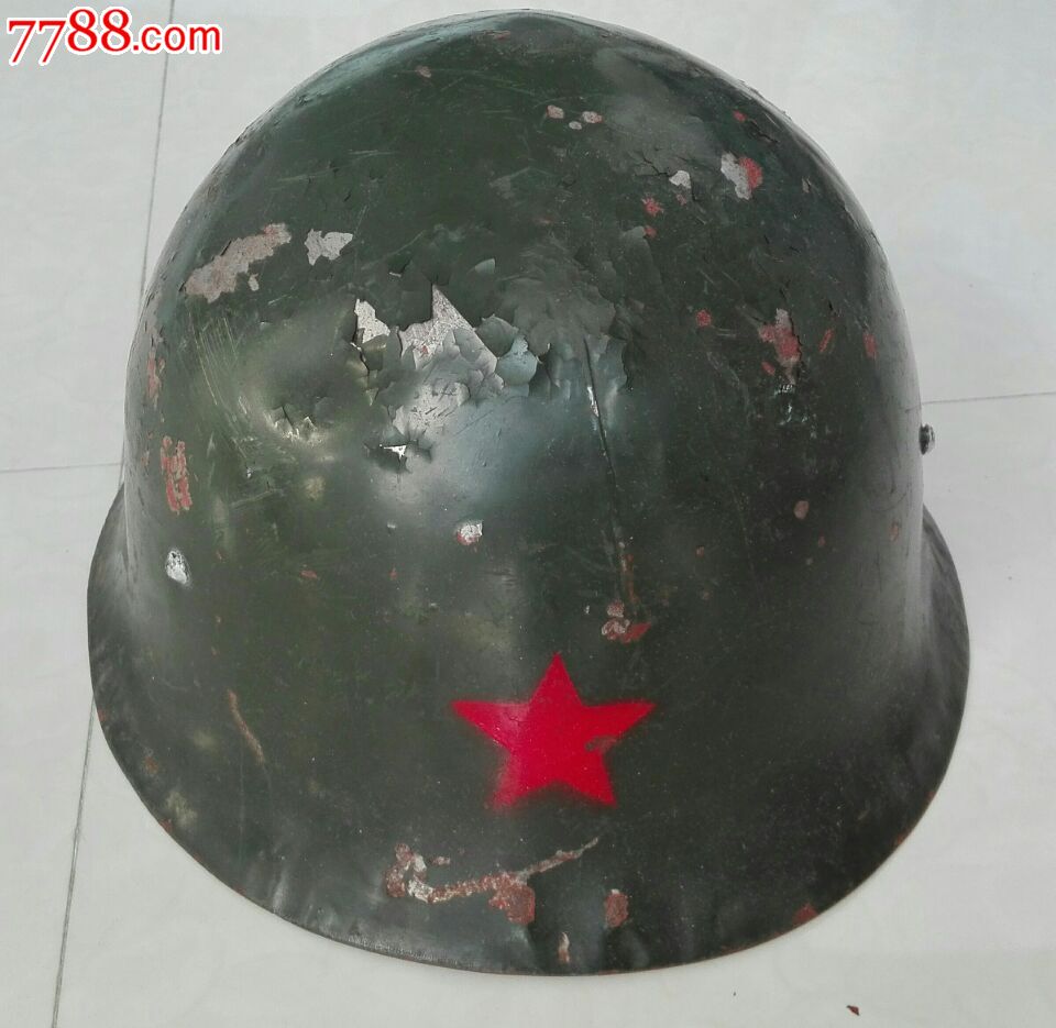 广州君区生产的仿二战90式钢盔