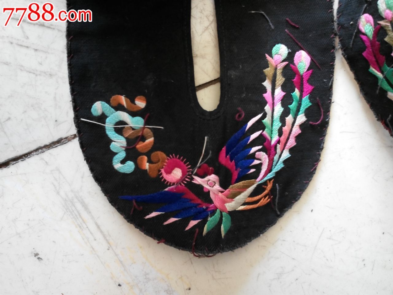 古玩杂项真品民国手工刺绣凤凰穿牡丹老鞋面民俗刺绣收藏包老完好